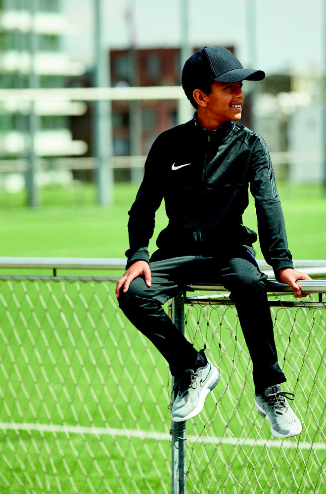 VESTE OU PANTALON D’ENTRAÎNEMENT JUNIOR