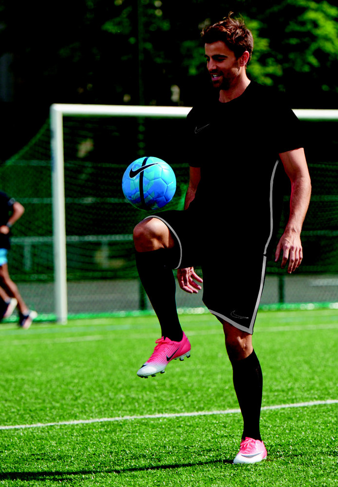 MAILLOT OU SHORT D’ENTRAÎNEMENT ADULTE