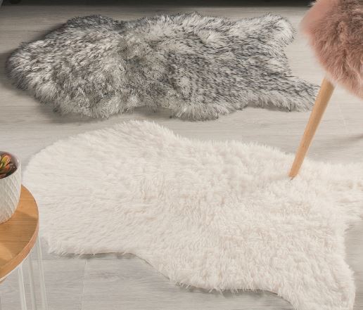 TAPIS IMITATION FOURRURE 60 X 90 CM