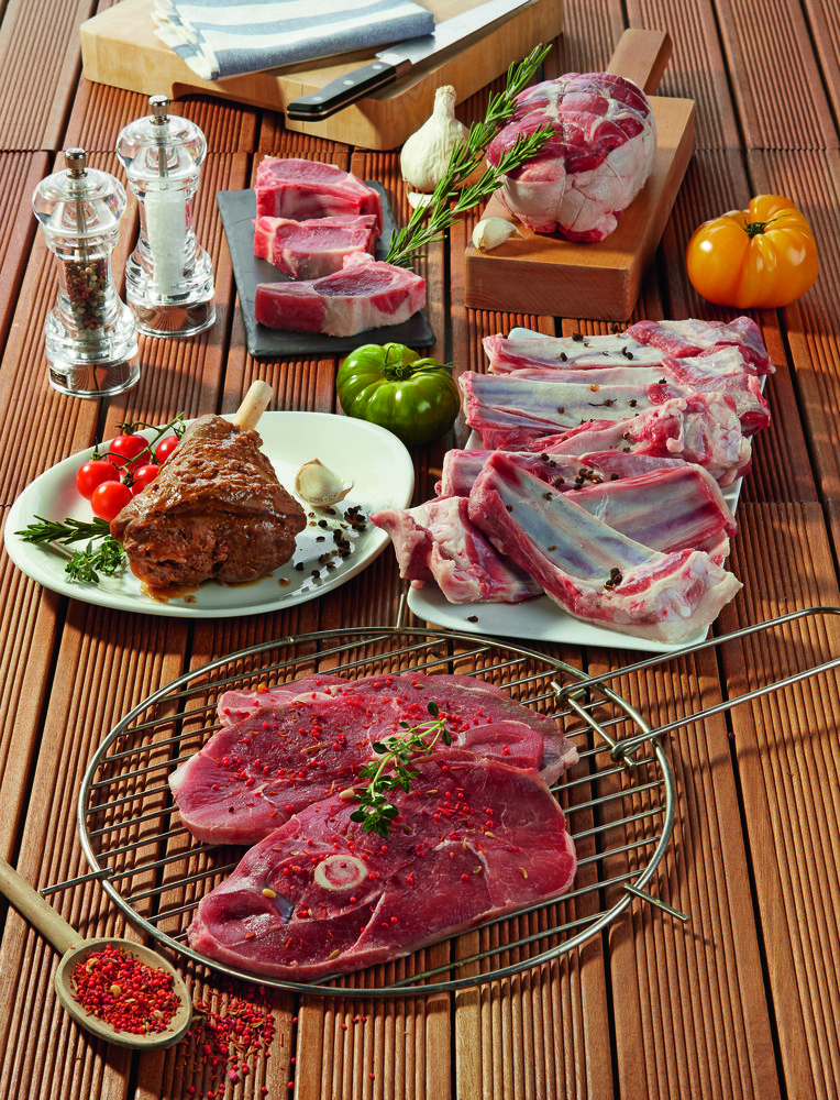 AGNEAU : POITRINE AVEC OS À MIJOTER OU À GRILLER 3614705540944 (3614705540944)