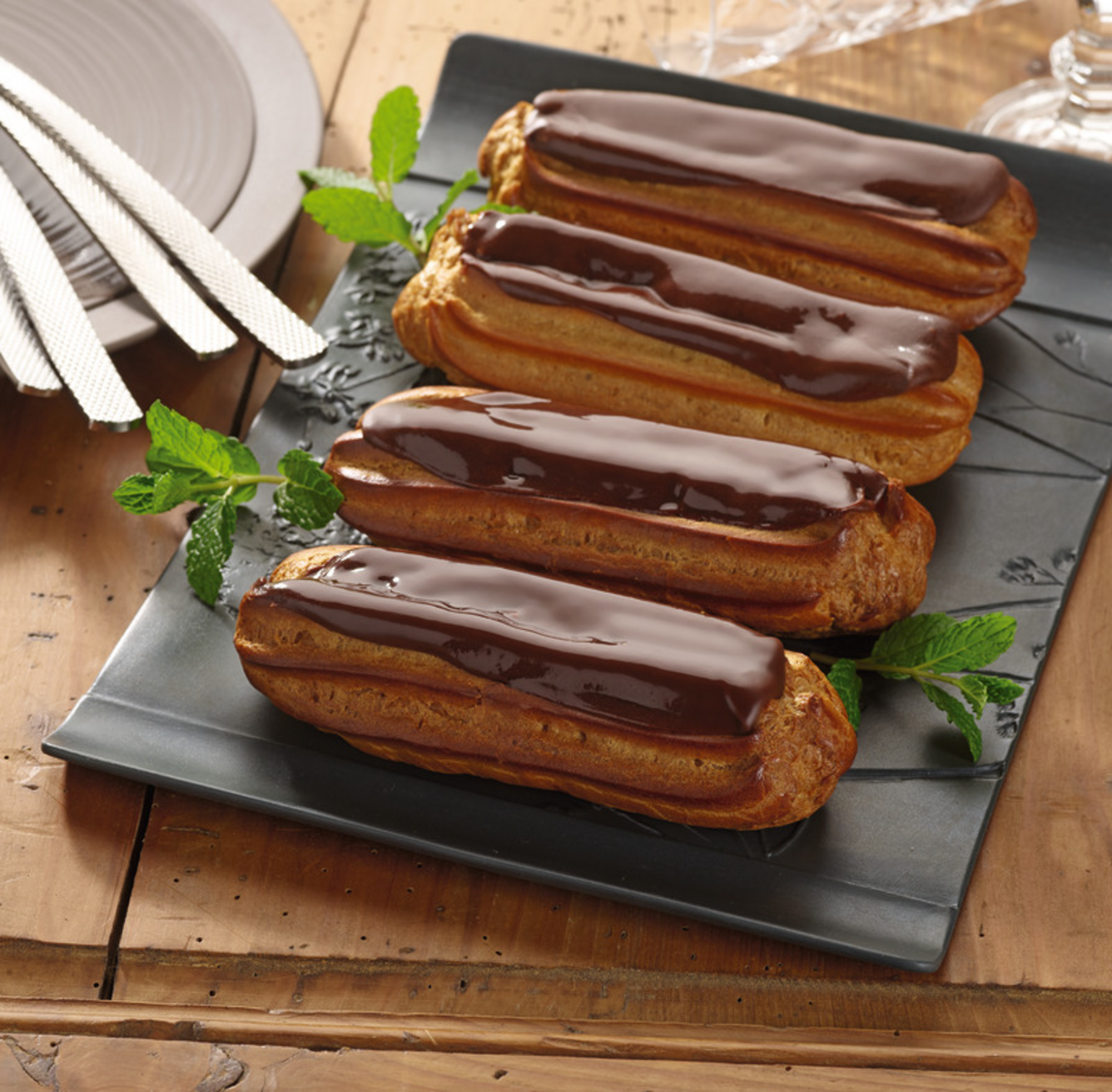  4 Maxi éclairs au chocolat code EAN 3614707079145 