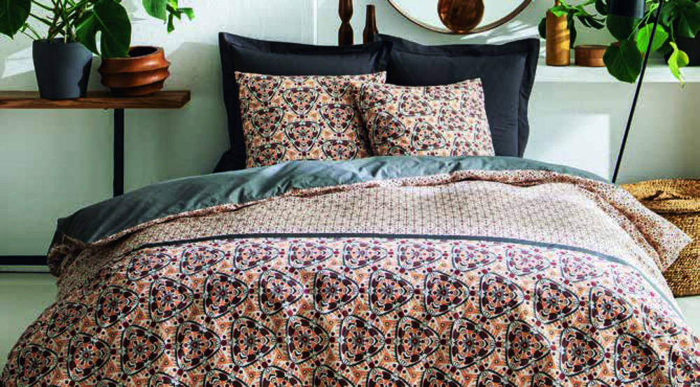 PARURE HOUSSE DE COUETTE 240 X 220 CM + 2 TAIES...