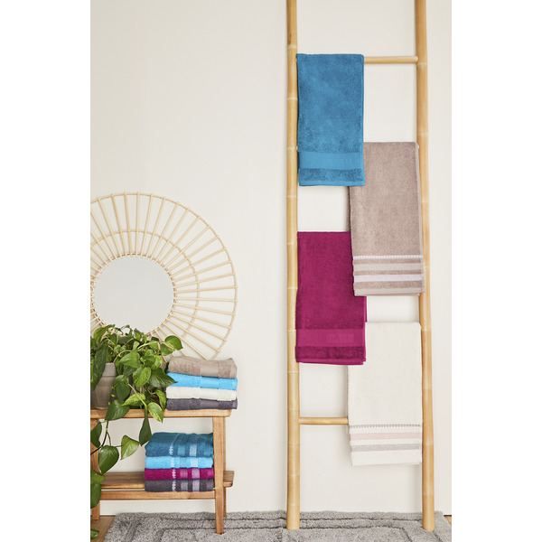 Échelle porte serviette en bamboo.