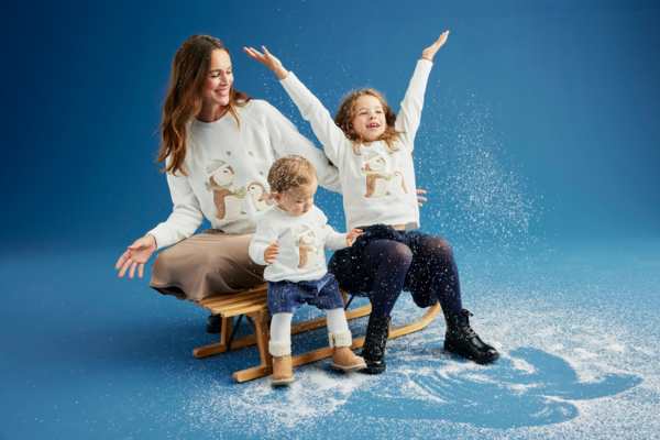  Pull Bébé, Fille Ou Femme Inextenso code EAN 3616742584448 