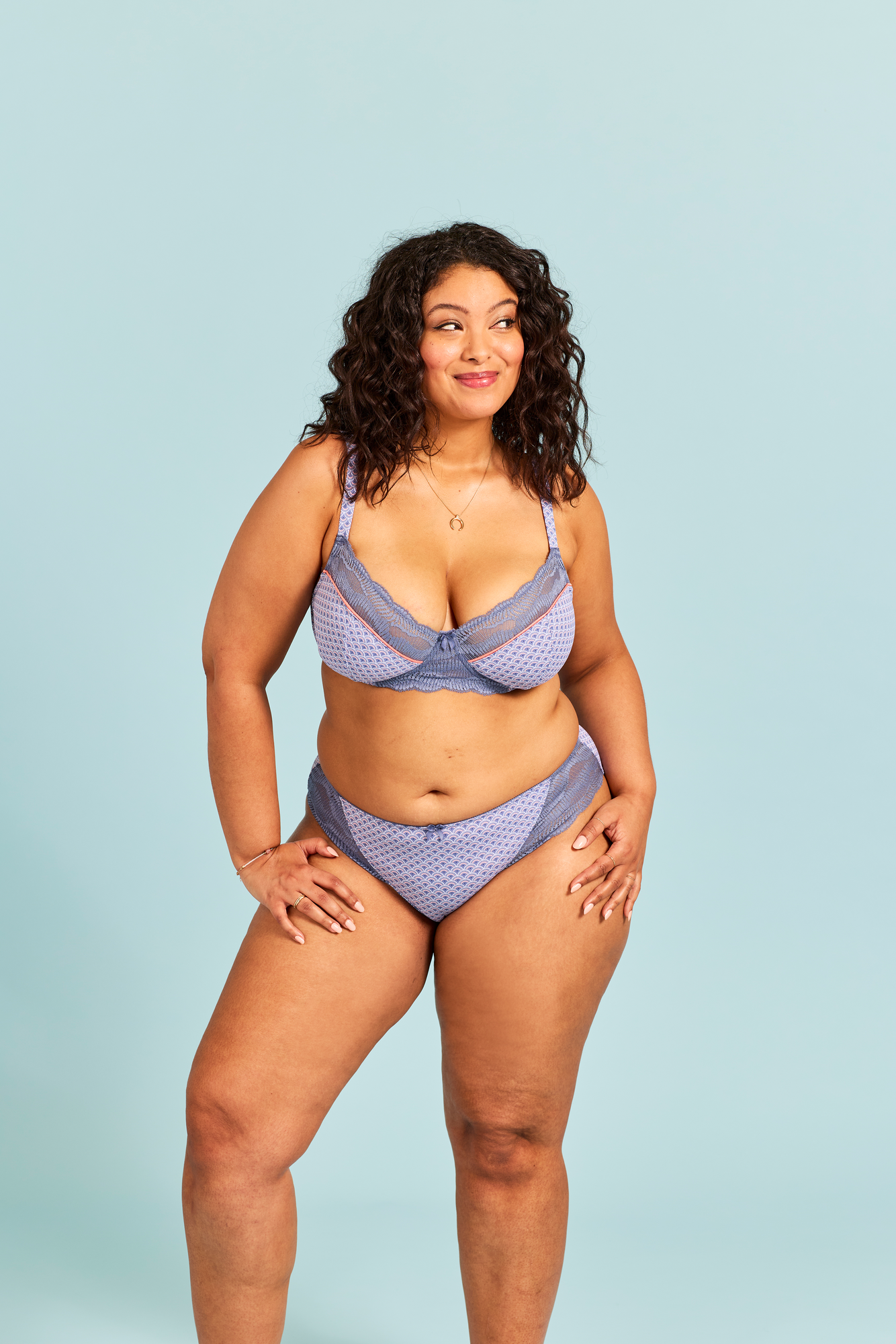 TISSAIA SOUTIEN- GORGE MAINTIEN AVEC ARMATURES  code EAN 3617041280765 