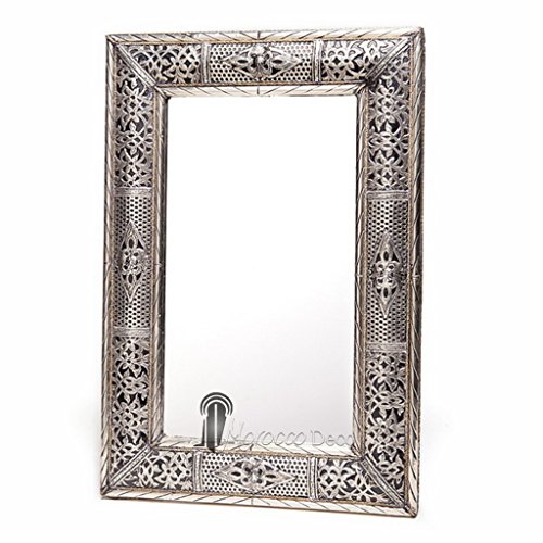 Grand miroir rectangulaire en metal décoré, mir...