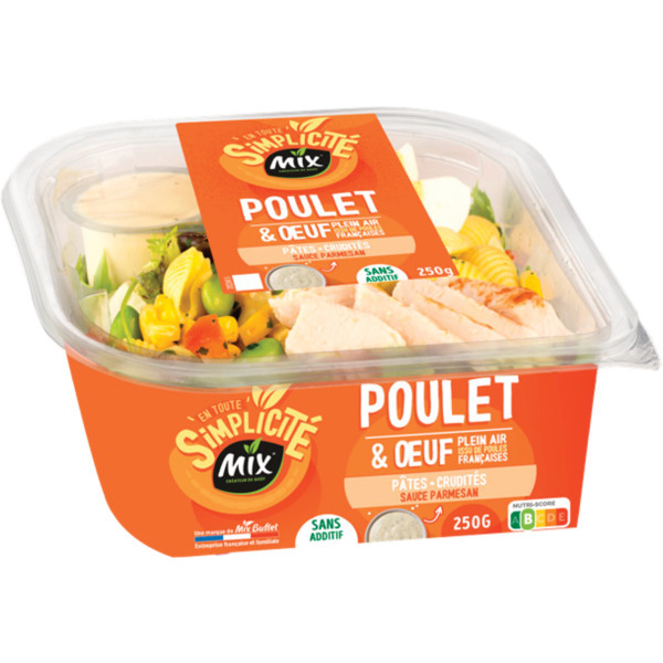 SALADE BOL PÂTES POULET ET ŒUF 
