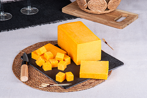 MC CAMBELL CHEDDAR ROUGE
33% Mat.Gr. code EAN 3700060600338 