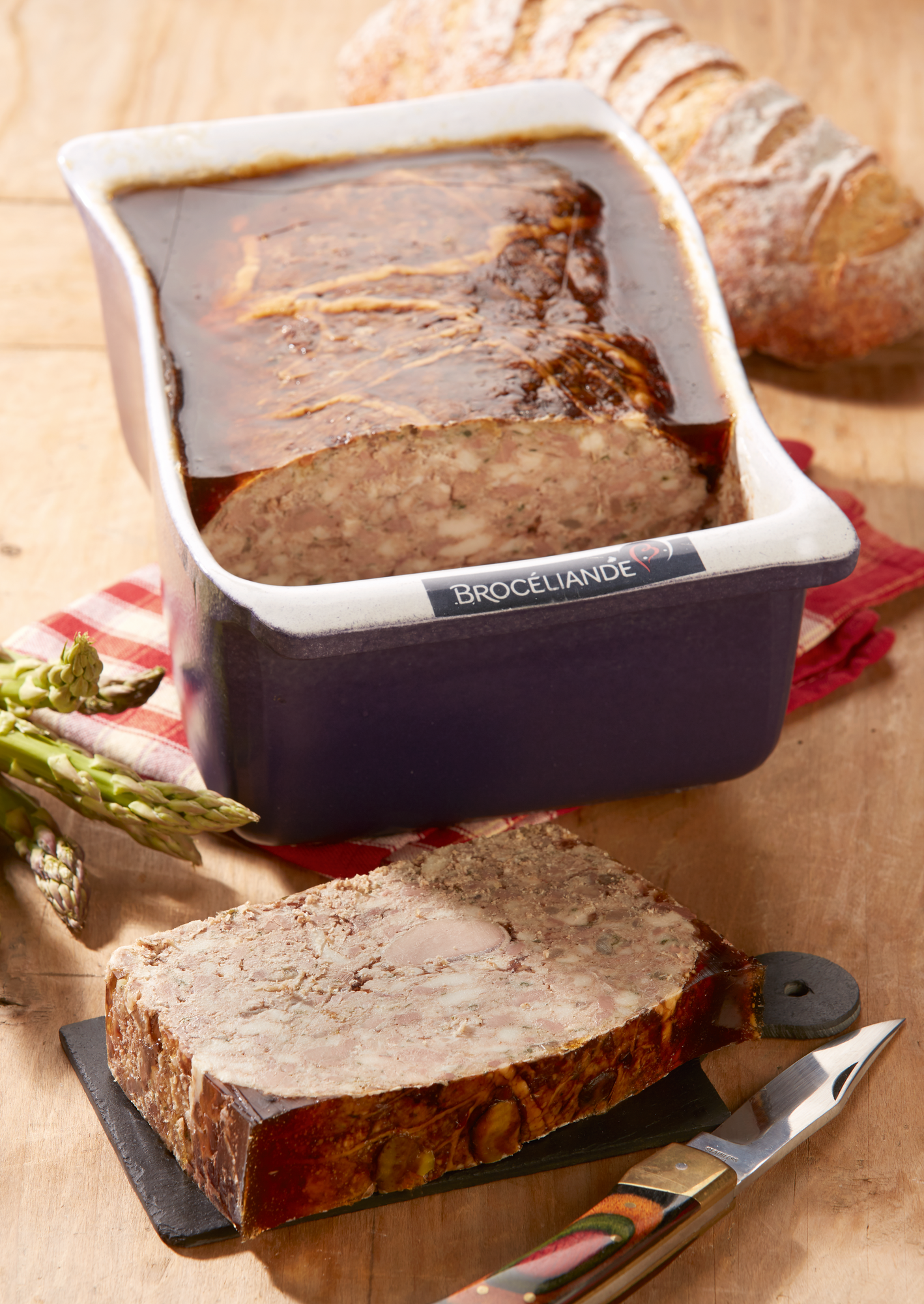 Terrine le mignon aux oignons rosés de Bretagne