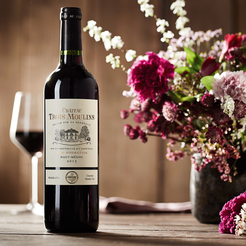 Chateau les trois moulins 2015 AOP HAUT-MÉDOC   ROUGE Chateau les trois moulins 2015 code EAN 3700188046261 