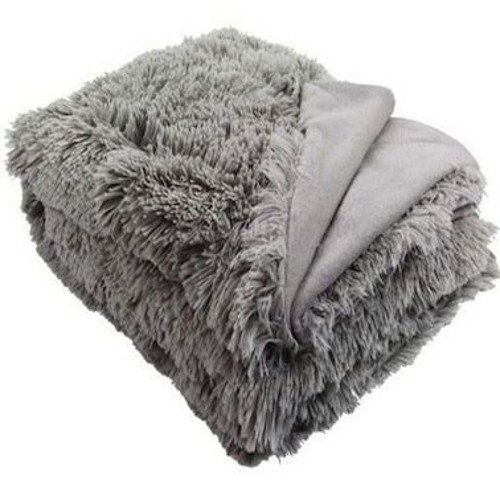 Plaid polyester gris 130 x 160 x 160 cm 3700273362375 Couleur Montagne Plaid polyester gris 130 x 160 x 160 cm 3700273362375 Couleur Montagne