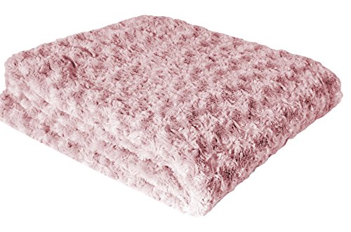 Plaid polyester rose 130 x 160 x 160 cm 3700273362832 Couleur Montagne Plaid polyester rose 130 x 160 x 160 cm 3700273362832 Couleur Montagne