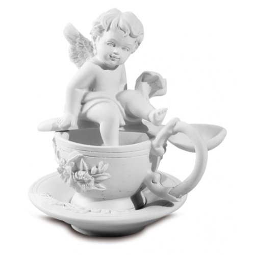 Figurine ange dans tasse
