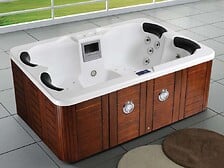 HABITAT ET JARDIN HABITAT ET JARDIN Spa "Fidji" 4 places - Cuve blanc - système Balboa + Enceinte ... code EAN 3700746423503 