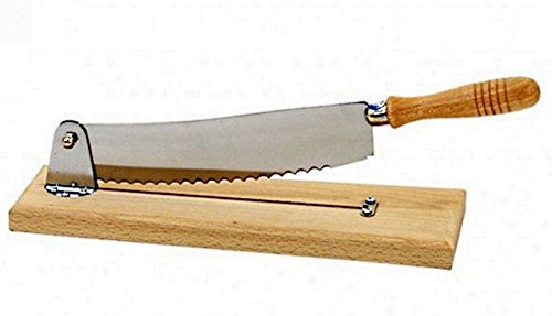 COUPE PAIN PLANCHE ET COUTEAU POUR COUPER LE PA...
