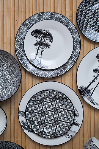 Villa les pins Grande assiette en porcelaine code EAN 3700873265069 