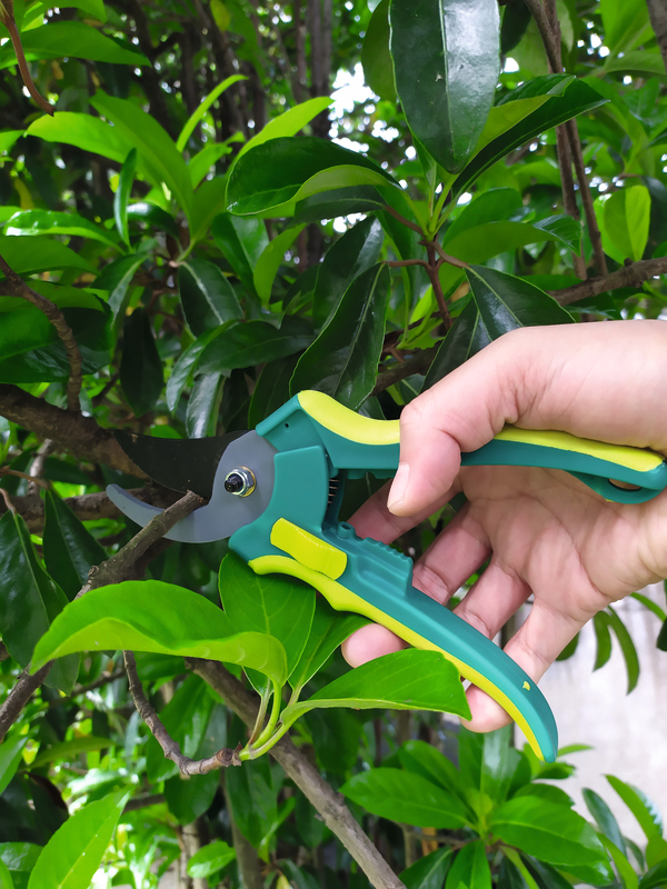  SECATEUR A ENCLUME  code EAN 3701257200515 