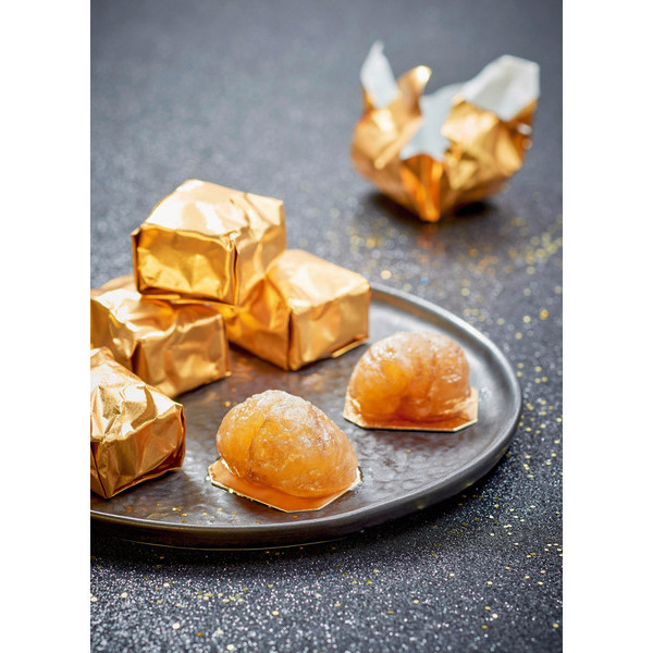 8 marrons glacés (e)