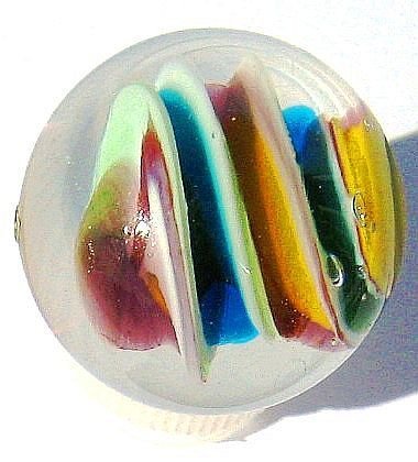 1 Bille d'Art en verre - Réalisée en verre de B...