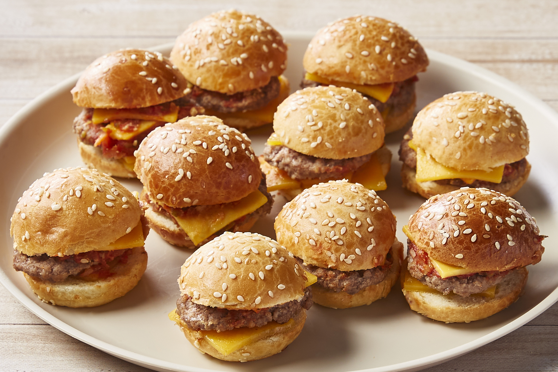 BURGERS APÉRITIF CHEESBURGER OU BARBECUE