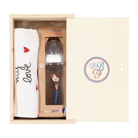 Le biberon Français Coffret biberon + bavoir My Love 3770008427273 Le biberon Français Coffret biberon + bavoir My Love 3770008427273