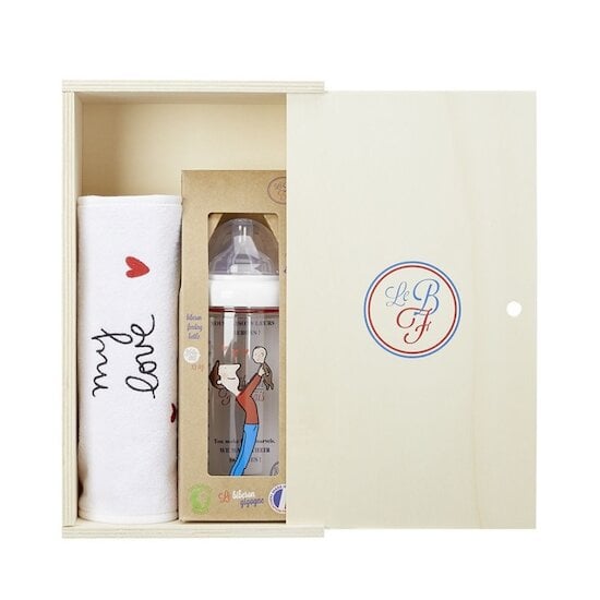  Le biberon Français Coffret biberon + bavoir My Love Papa-Bébé  code EAN 3770008427358 