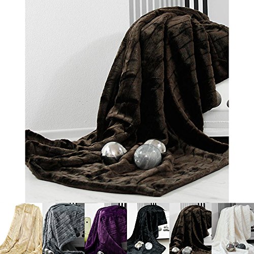 Beautissu Couverture - Plaid - Couvre-lit - imitation fourrure - 150x200cm - Marron code EAN 4052025005658 