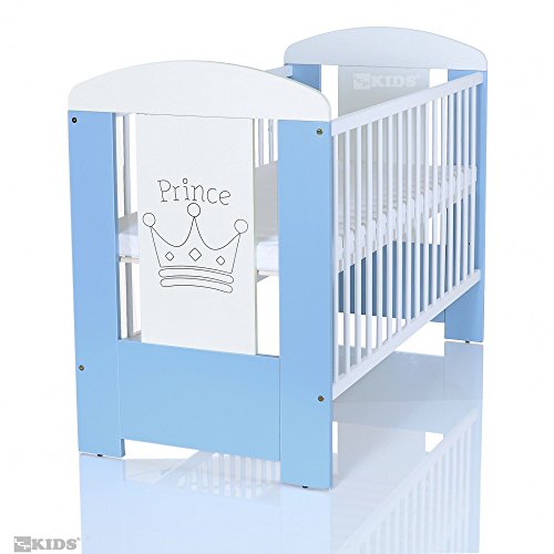 Lit bébé 'PRINCE' 120x60 en pin gravée avec l'a...