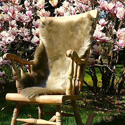 Peau d'agneau camel 110-120 cm