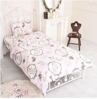 Alice duvet cover, sheets, pillow cases a three...