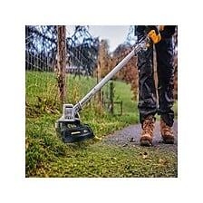 Coupe-bordures repliable DEWALT 18 V XR DCMST56...