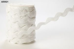 14 mm Ric Rac/Blanc - par mètre de longueur