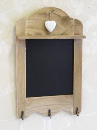 Sass Belle Tableau Noir Style Shabby Chic Bas Festonné Avec 3 Crochets Pour Serviettes, Avec Détail Coeur code EAN 5055356032958 