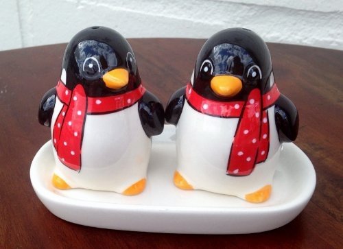 Ginger Interiors Pingouin vaisselle - Sel et poivre Pots - Pingouins (mlsp-pg002-rd) code EAN 5055624012606 