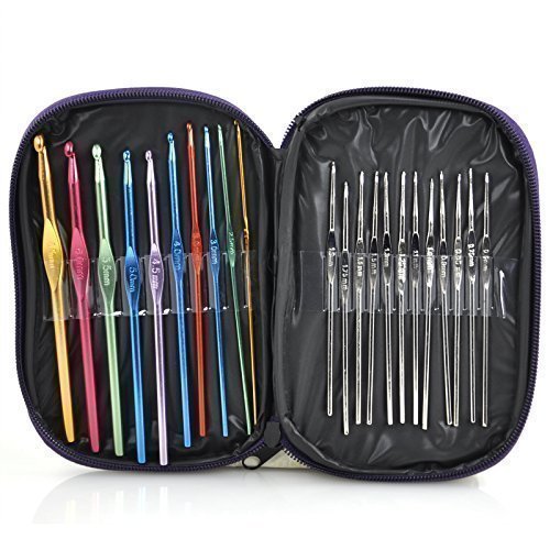 Un ensemble en boite de 22 crochets en aluminiu...