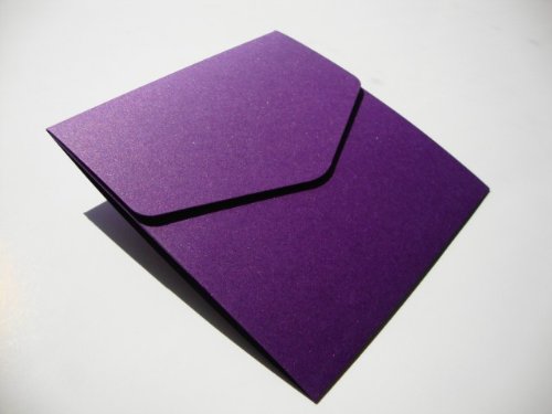 Cranberry Card Company Lot de 5 enveloppes pliables carrées pour invitations et enveloppes blanches violet nacré 122 x 125 cm 100 gsm code EAN 5060260182248 