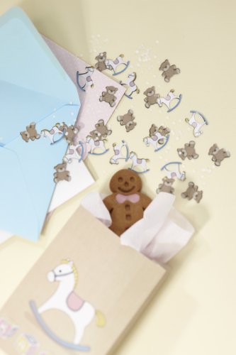 Confettis de table en ours en pelluche et chava...