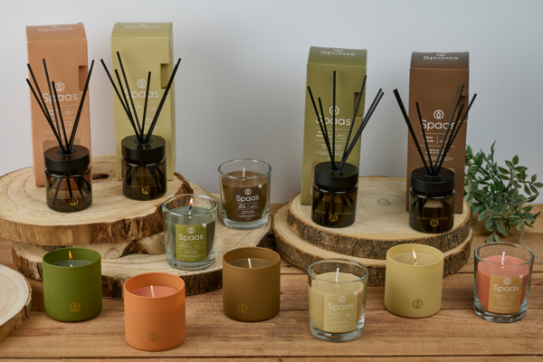 116520008 1 - La Bougie Parfumée code EAN 5411708193676 