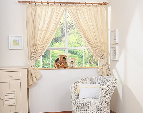 Paire de rideaux beiges à pois et embrases coeurs