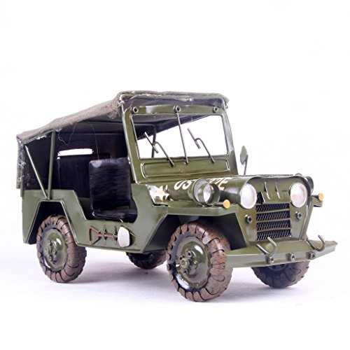 XIe (Complexe en métal et voitures JEEP tout-te...