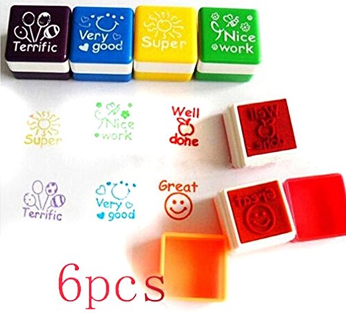 Ensemble de 6 enseignants de l'école familles t...