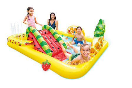 Aire de jeux gonflable avec piscine et toboggan