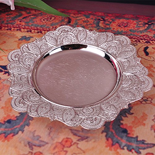 Acier inoxydable sculpture sur une fleur et le ...