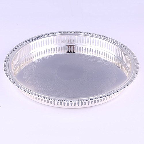 Acier inoxydable sculpture sur une fleur et le ...