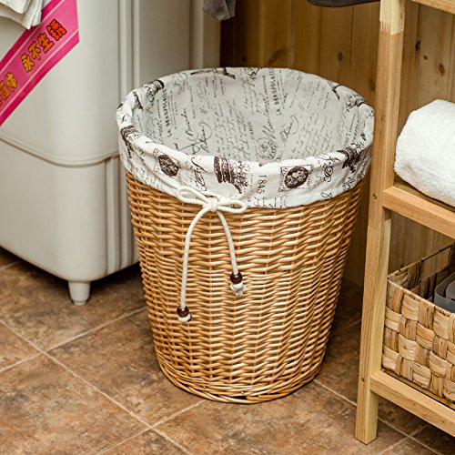 En TressšŠe bo?te pliante všºtements organisate...