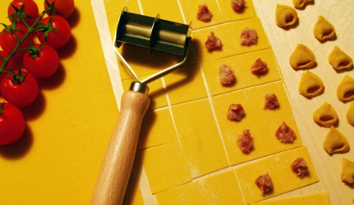 COUPE-PÂTE LISSE 8 CARRÉS 28 mm 99D8/28 8023609000174 Tagliapasta.com