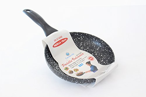 Poêle de lave avec revêtement en pierre de lave...