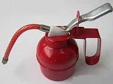 ANGOPE Burette à huile Métal avec poussoir 300 ml. code EAN 8422526222322 