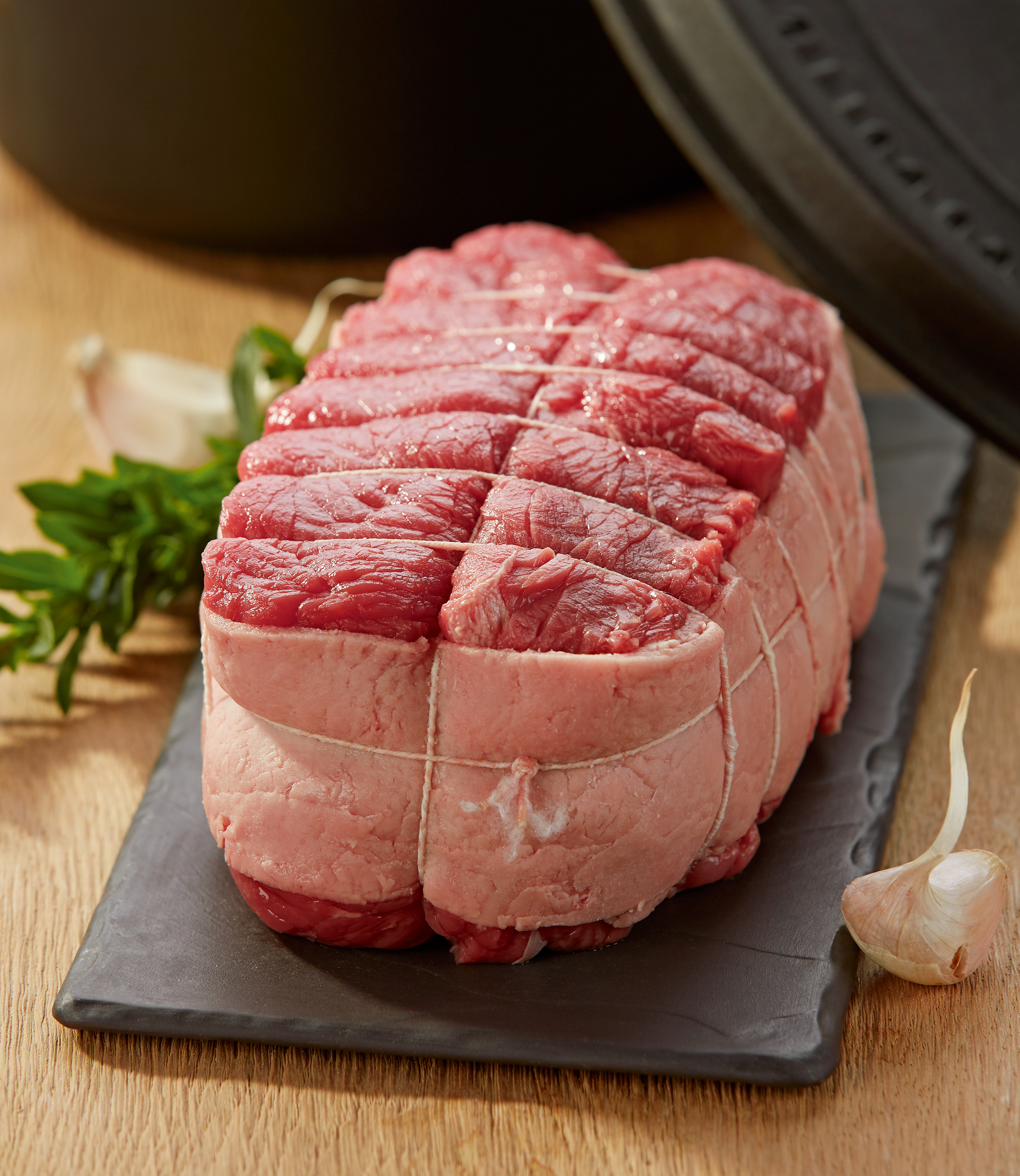  VIANDE BOVINE : RUMSTEAK★★★
À RÔTIR code EAN 8609313166512 