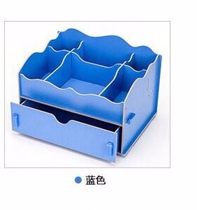 Plusieurs cellules grands tiroirs en bois cosmé...